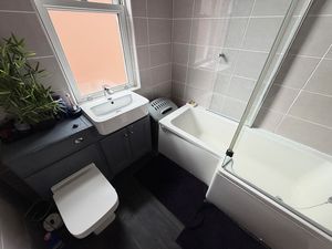Bathroom- click for photo gallery